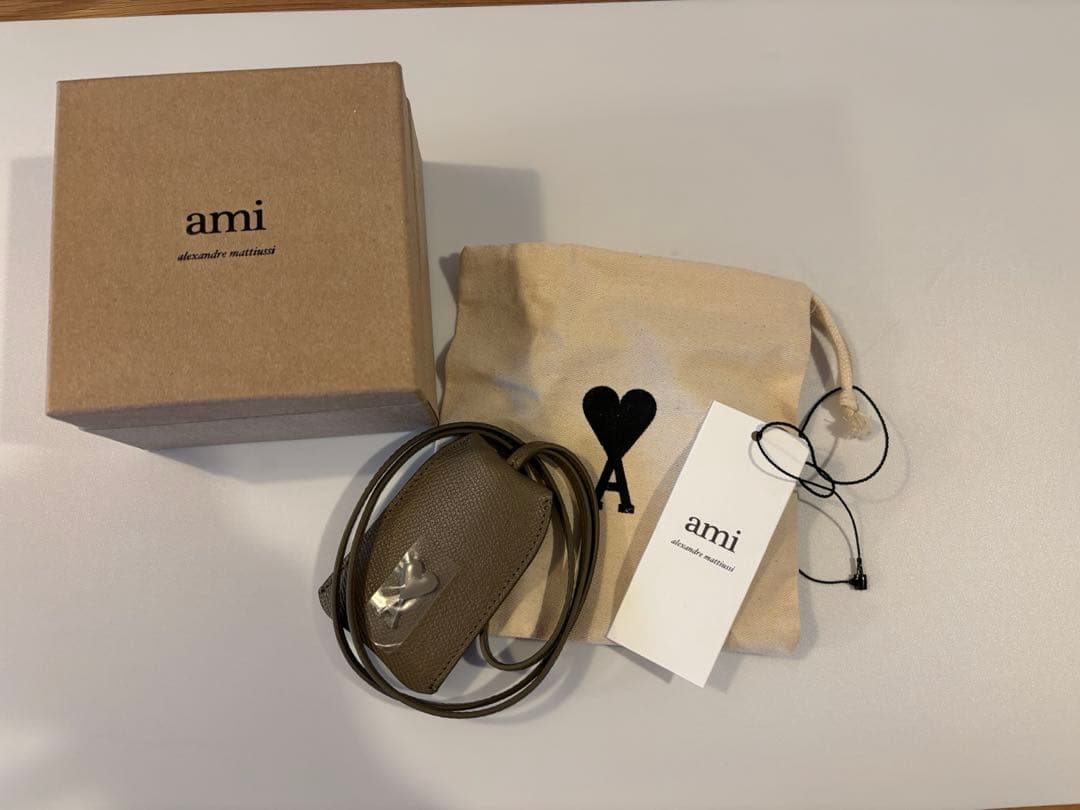 【新品未使用】AMI PARIS クロシェット キーリング アミ パリス グレー