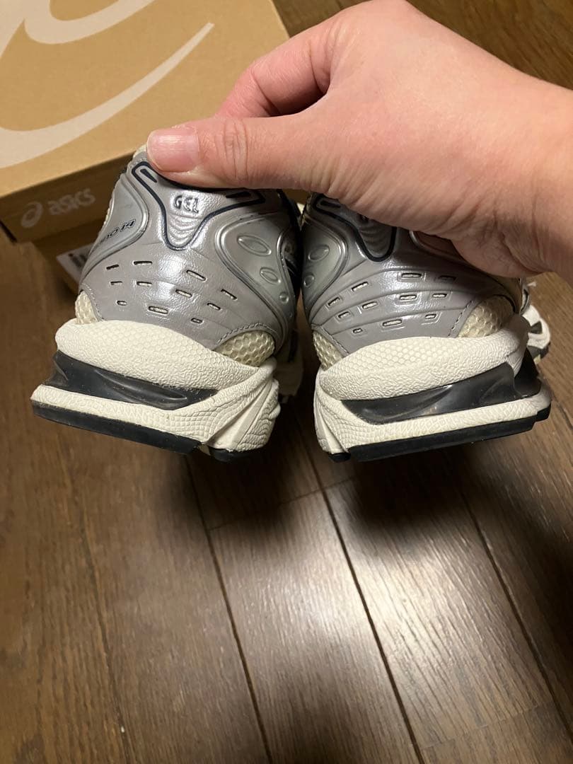 ASICS アシックス GEL-KAYANO14 オイスターホワイト 23.5㎝