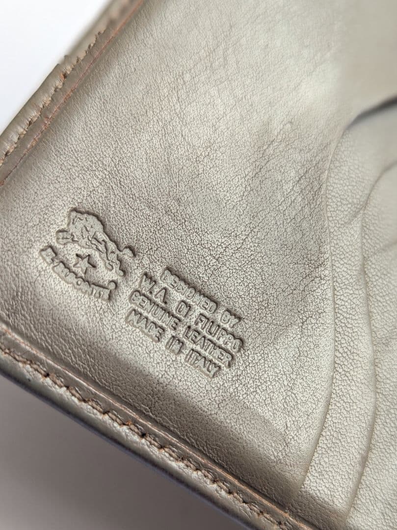 イルビゾンテ ラウンドジップウォレット トルトラグレー 男女兼用