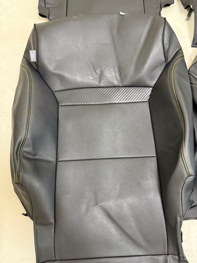 JB74W　純正革シート