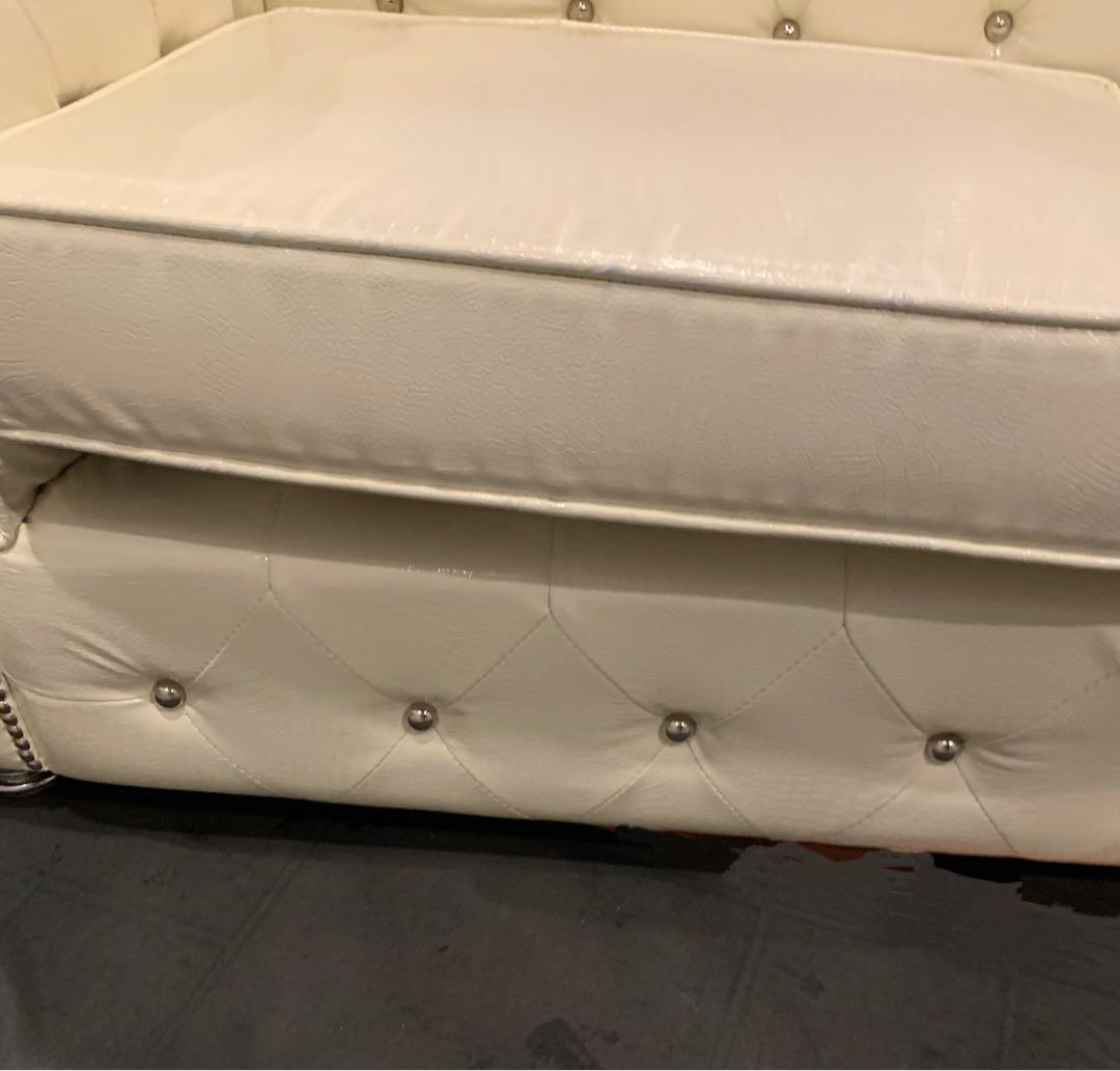 神奈川東京圏送料設置無料／チェスターフィールドラブソファ 2人掛け 幅180cm