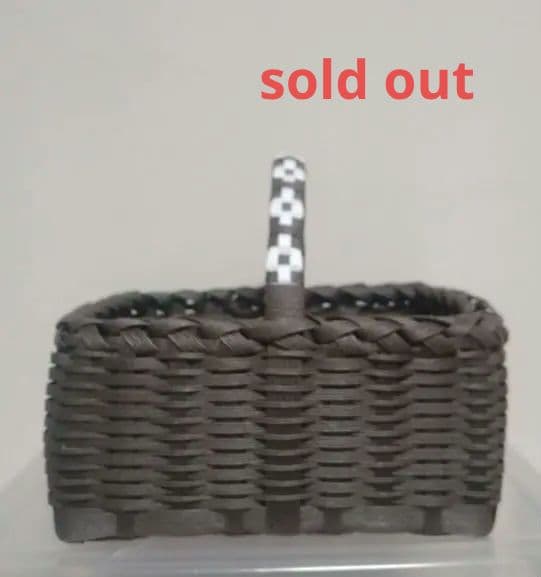 クラフトバンドかごバッグ　バスケット　エコクラフト　小物入れ　ハンドメイド