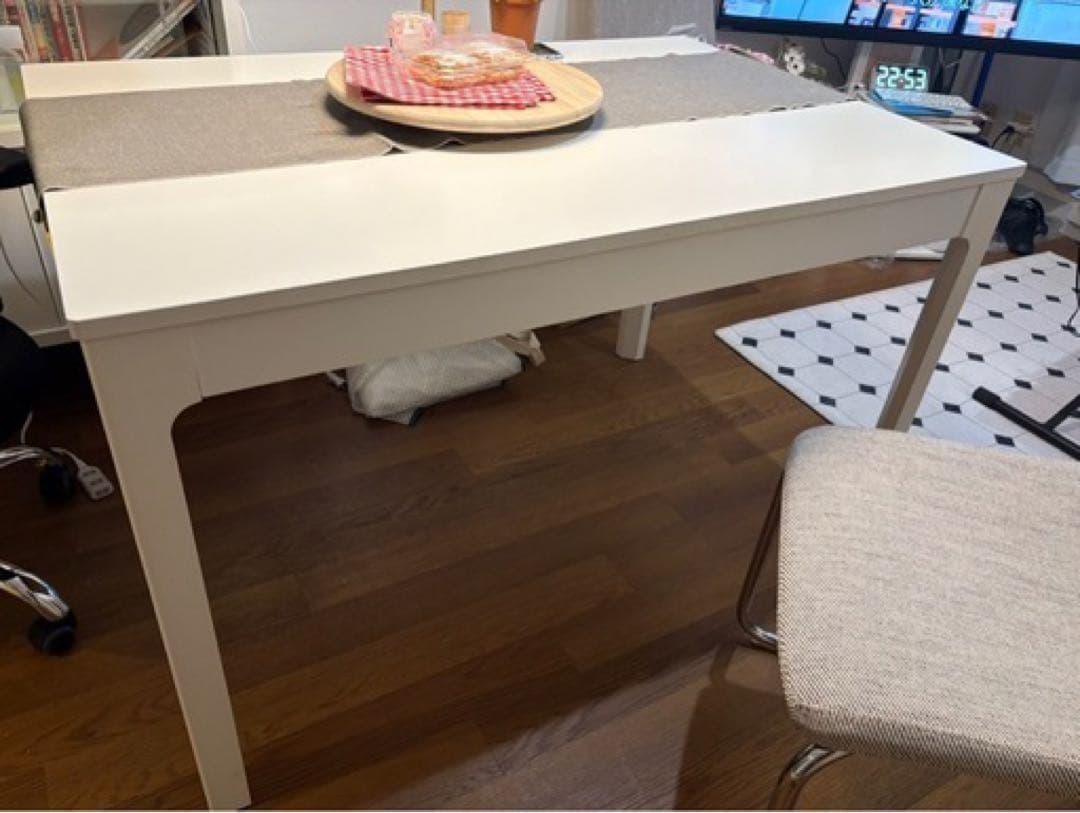 【引取限定】 IKEA伸長式テーブルEKEDALEN/エーケダーレン