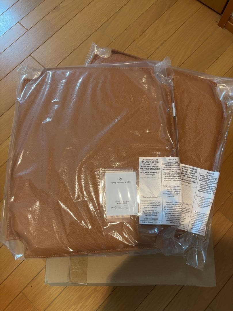 カール・ハンセン＆サン CH24 Yチェア レザークッション　２枚