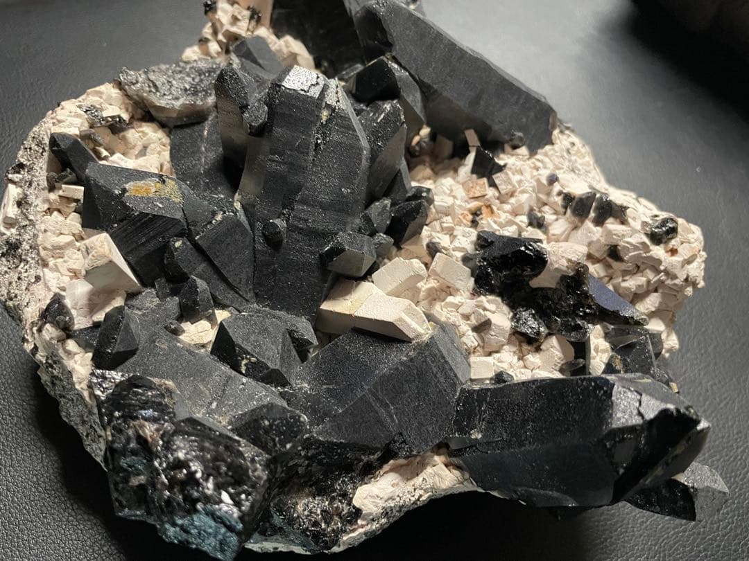 4kg 天然石 モリオン原石 黒水晶 魔除け 邪気祓い 浄化 守護