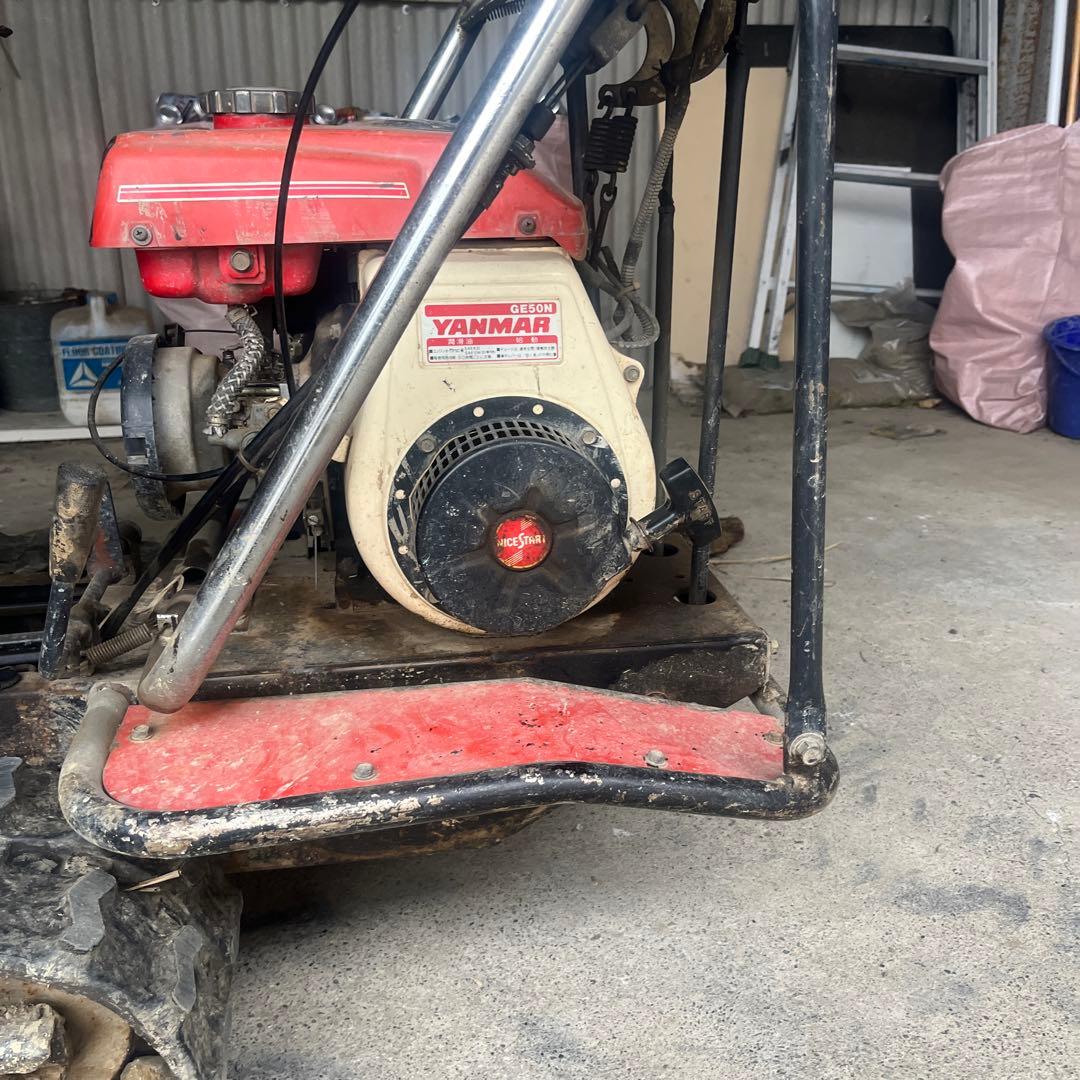 YANMAR クローラ式運搬機