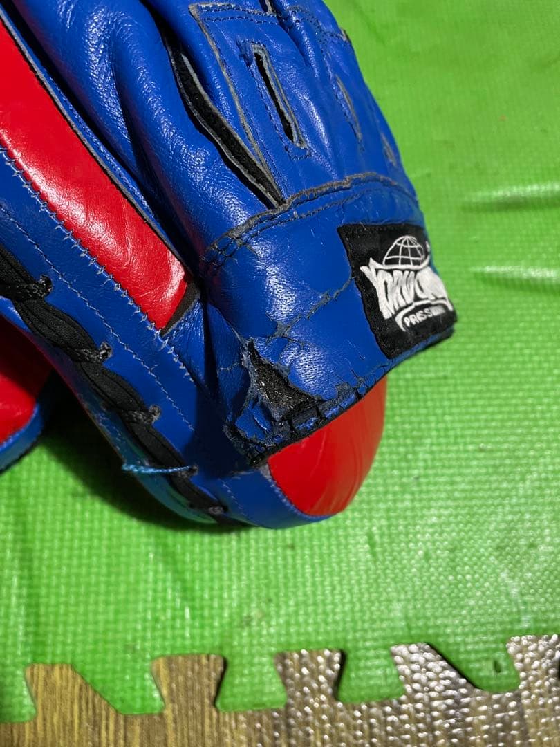 最終価格　希少旧ウイニングそっくり明倫本革パンチングミット、ワールドチャンプ本革