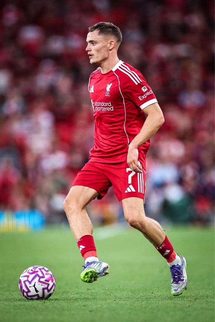 リヴァプール現地公式ストア正規品リヴァプール ユニフォーム ヴィルツ Lサイズ