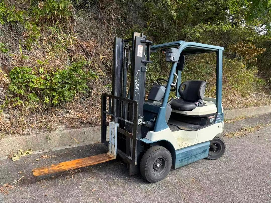 7FBL15フォークリフトバツテりー車揚高3000mm1.5T(A355）