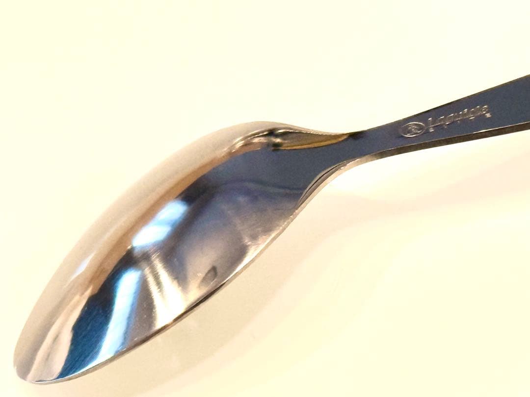 Laguiole Eliteカトラリーセット　24本入りシルバー　刻印入り