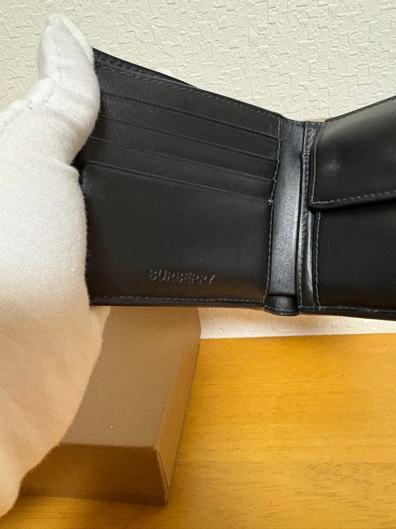 BURBERRY チェック スリム バイフォールドウォレット