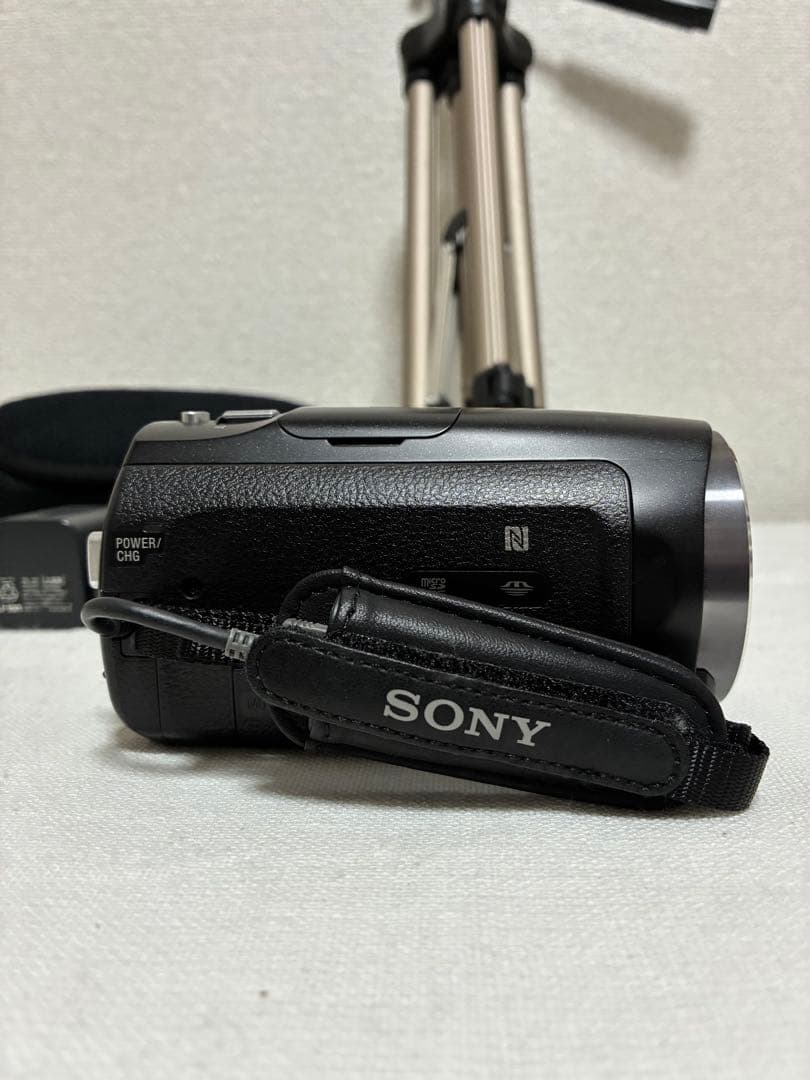 SONYハンディカム HDR-CX670 三脚・予備バッテリー付 フルHDカメラ