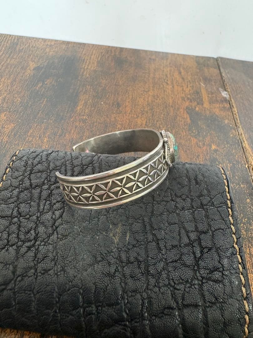 ドノヴァンキャドマン インディアンジュエリー　ターコイズバングル