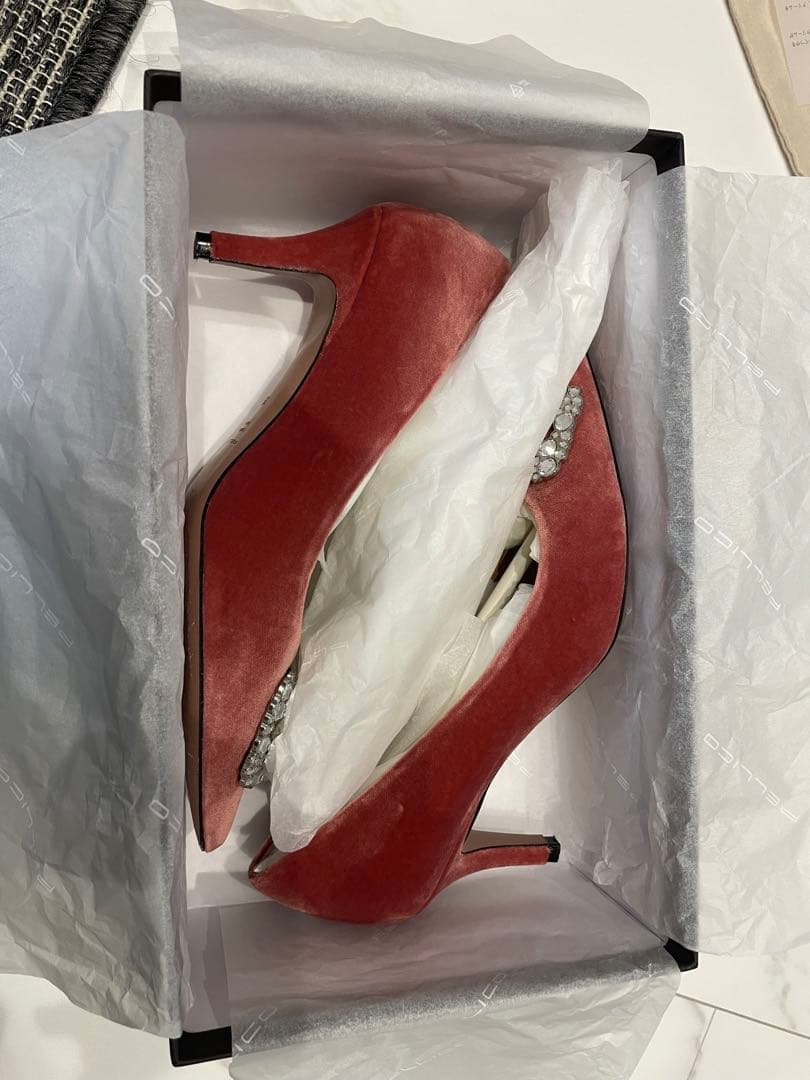 美品　PELLICO（ペリーコ）　ベルベットパンプス　ピンク