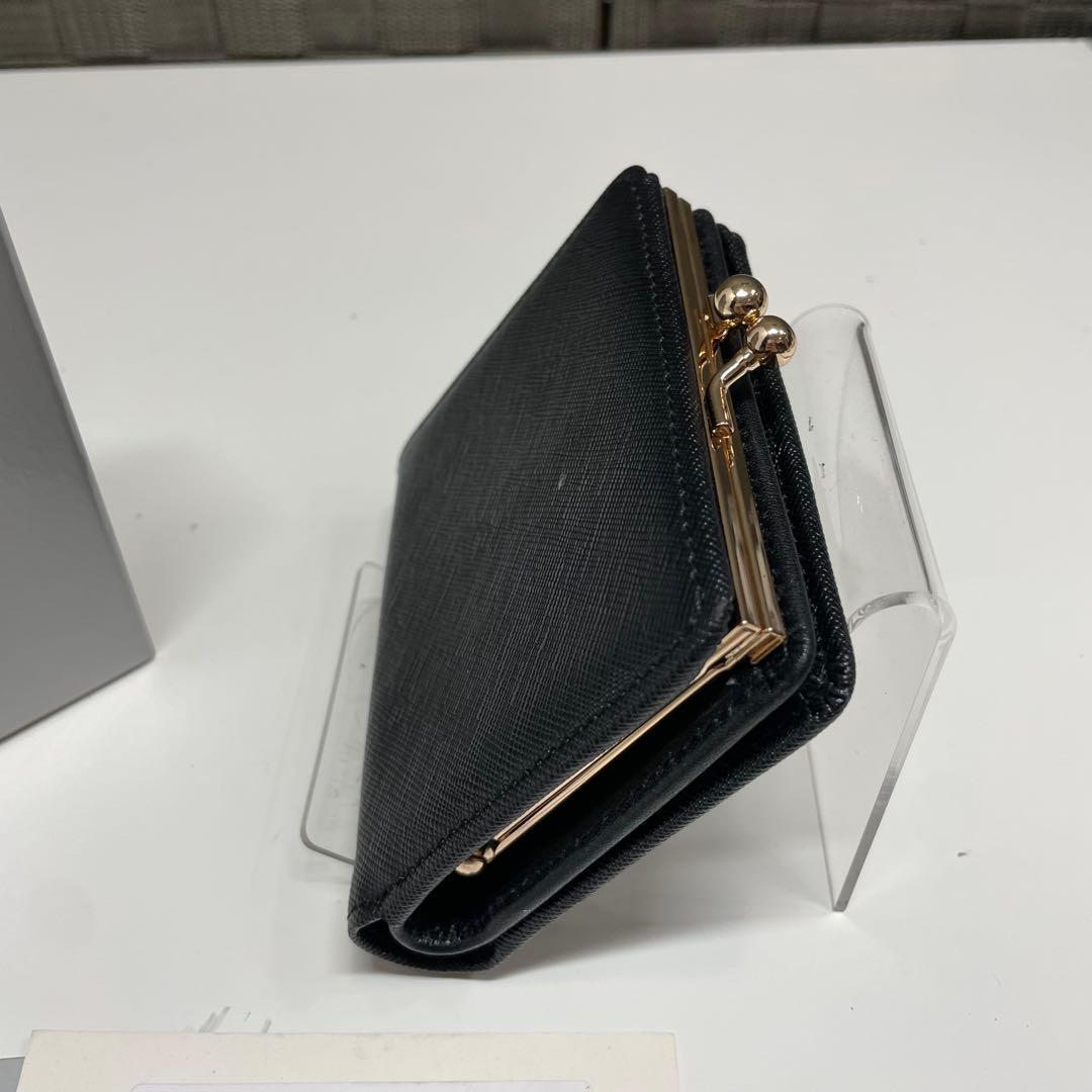 れ*お様 Vivienne Westwood ブラック 二つ折り財布