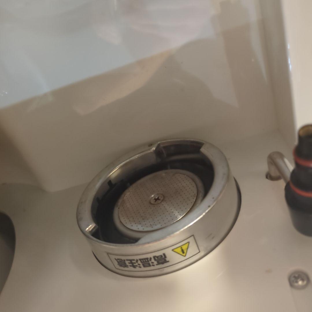 De'Longhi エスプレッソマシン ホワイト