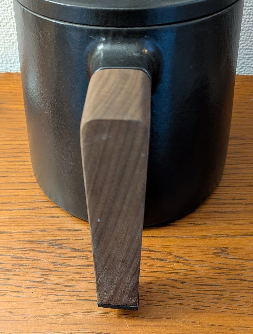 【中古】バーミキュラ オーブンポット2 マットブラック レシピ本付