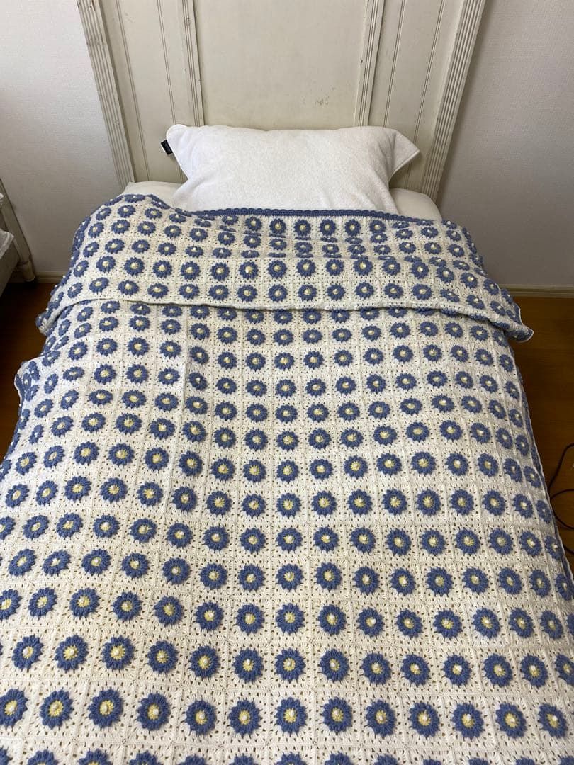 モチーフ編みマルチカバー　大判サイズ