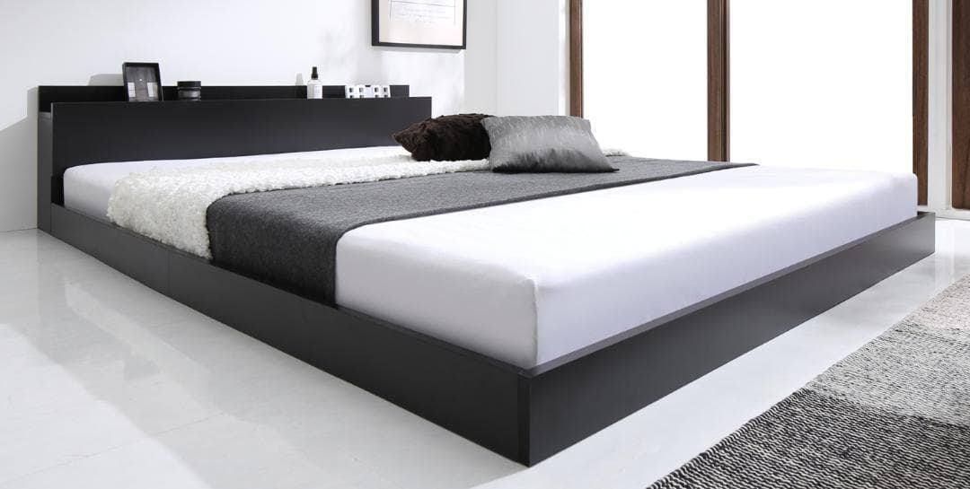 新品 送料込 ダブルベッド マットレス付 棚 コンセント付 SW