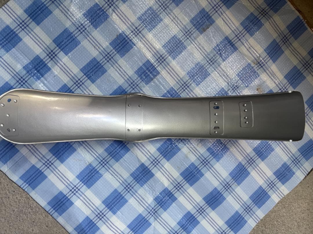 ホンダＣＢ７２アルミＲフェンダーＹパーツ？