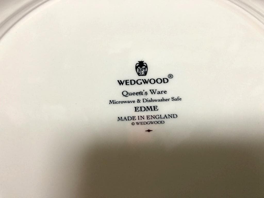 ★ほぼ未使用!!「」黒壷マークのプレート皿5枚セット・26.5㎝