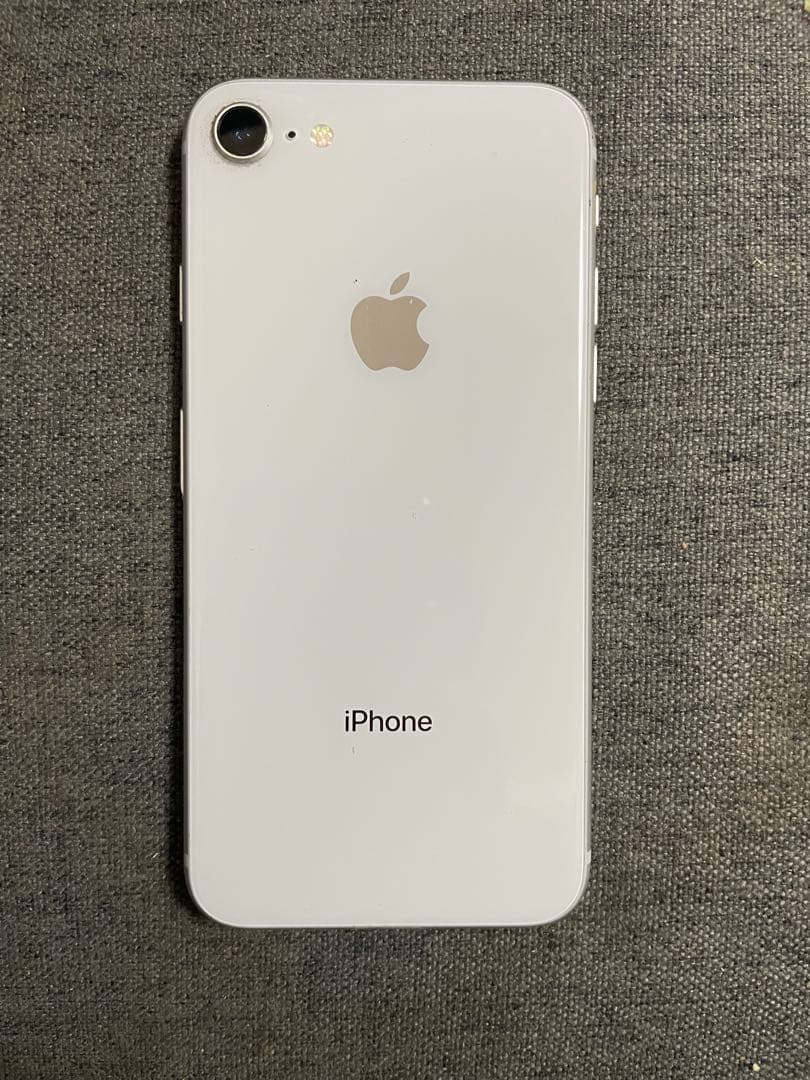 Apple iPhone 8 64GB ホワイト