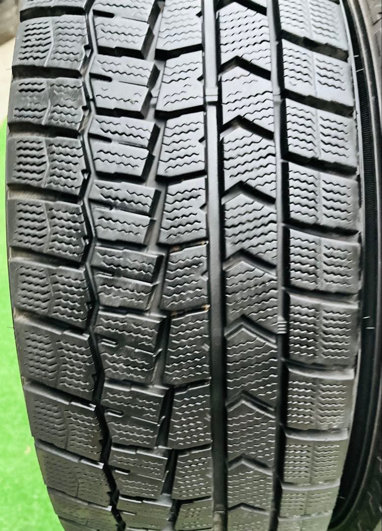 215/60R17.DUNLOP WINTERMAXX スタッドレス 2023年