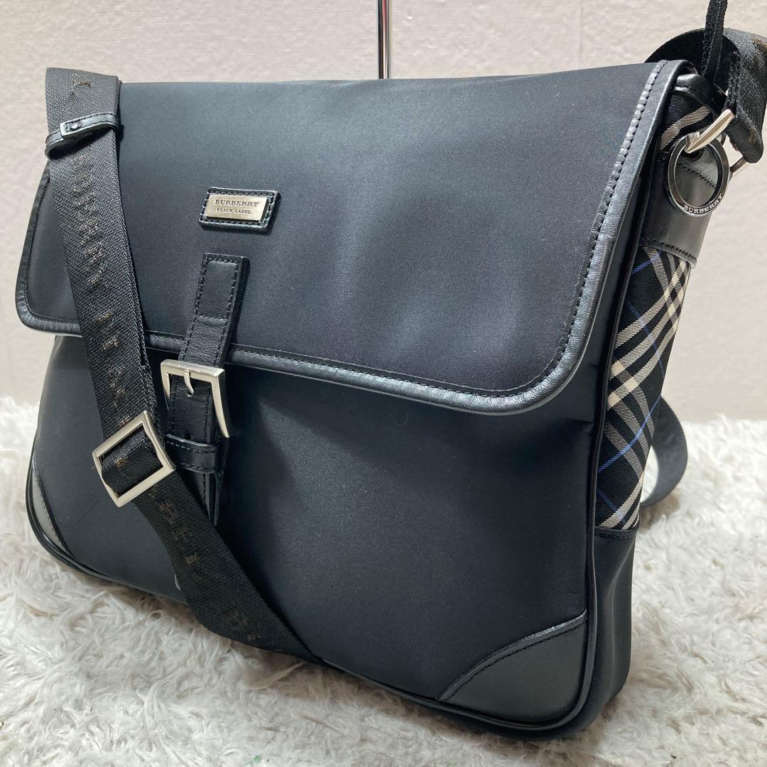 未使用級 バーバリーブラックレーベル ショルダーバッグ A4可 ナイロンチェック