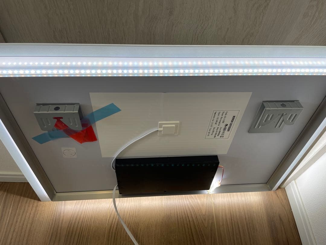 【タックのコン】LEDタッチセンサー付きミラー ホワイト50x70