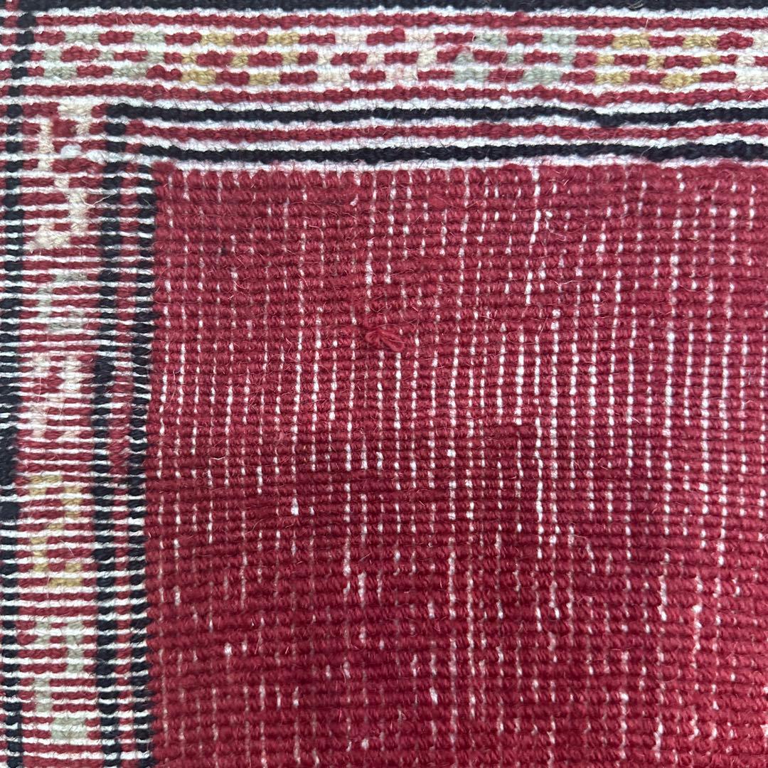 211x123cm赤いオリエンタルラグred carpet walk on❣️❣️