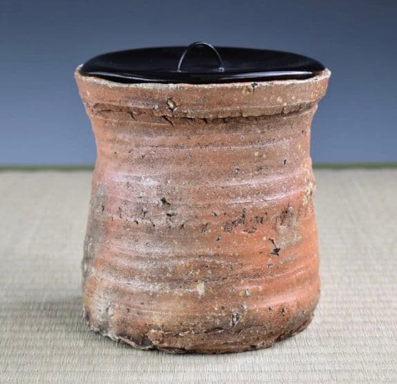 【伝世品　古伊賀（1608年〜）】水指　銘：寶袋　玄々斎書付　破袋