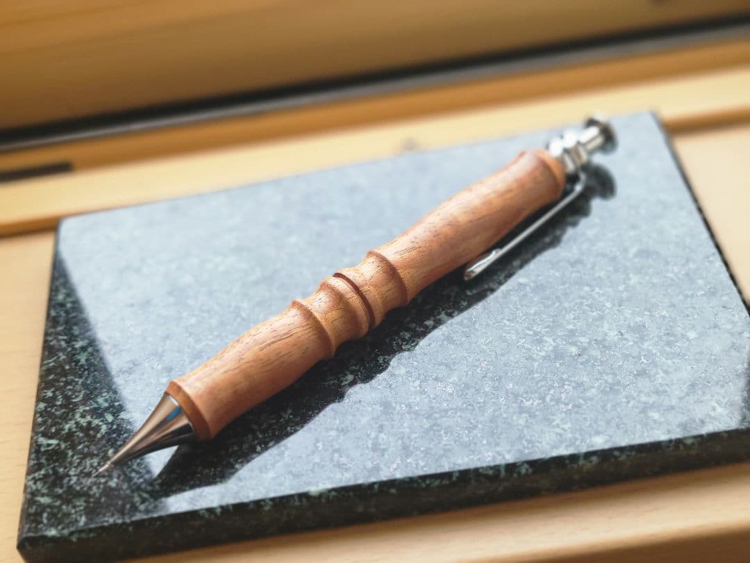 Flamberg サンピューラ ハワイアンコア 木軸シャープペンシル