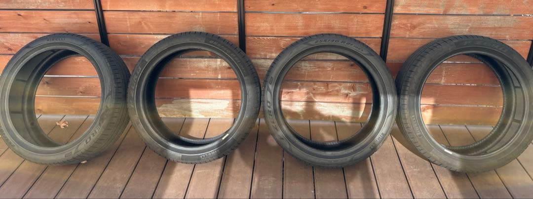 タイヤ・ホイール PIRELLI 255/40R21 P-ZERO
