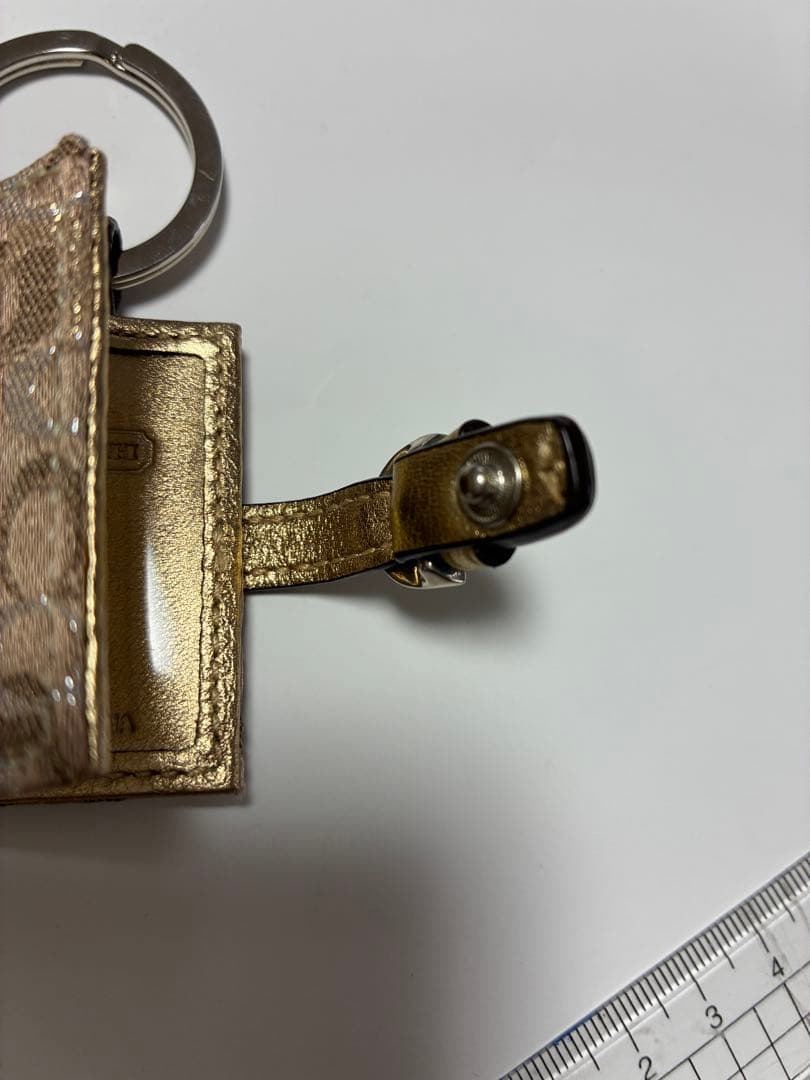 COACH Picture Frame Charm 手帳型キーホルダー チャーム
