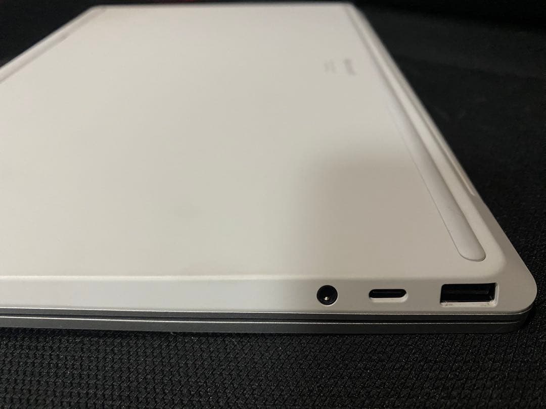 Surface Laptop GO 128G 8Gメモリ(ジャンク品)