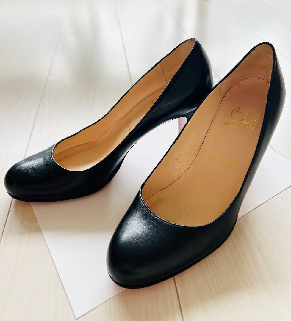 【クリスチャンルブタン】黒　レザー　ブラック　ハイヒール　23.5 37