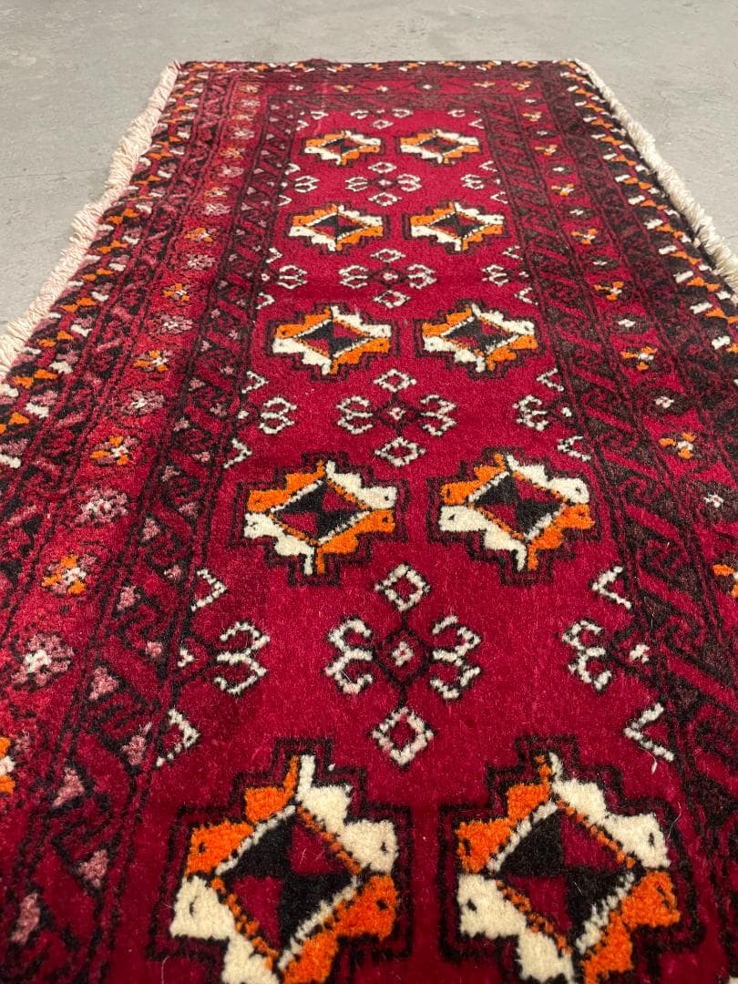 ✧ヴィンテージラグ✧　120cm×50cm　トルバトヘイダリエ　イラン　ギュル