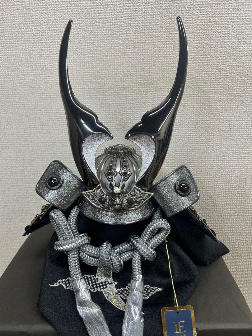 12号貫前ブロンズ兜