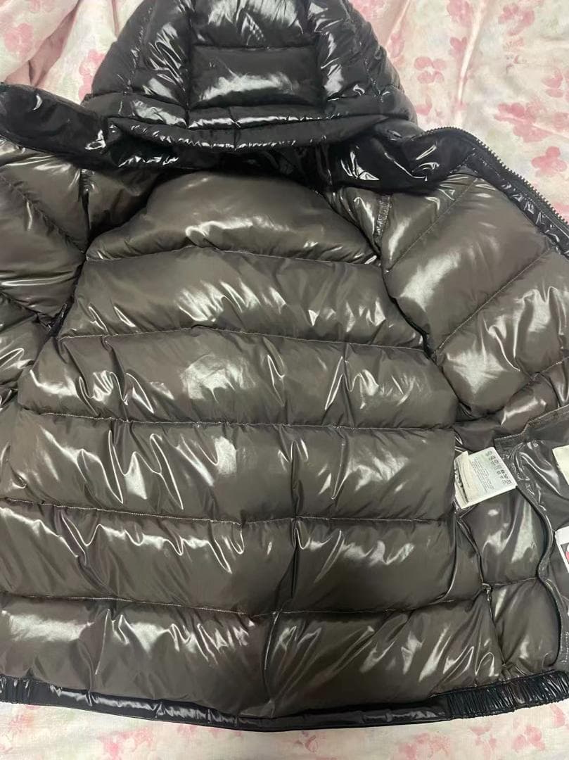 Moncler極希少✨ ブラック フード付きダウンベスト