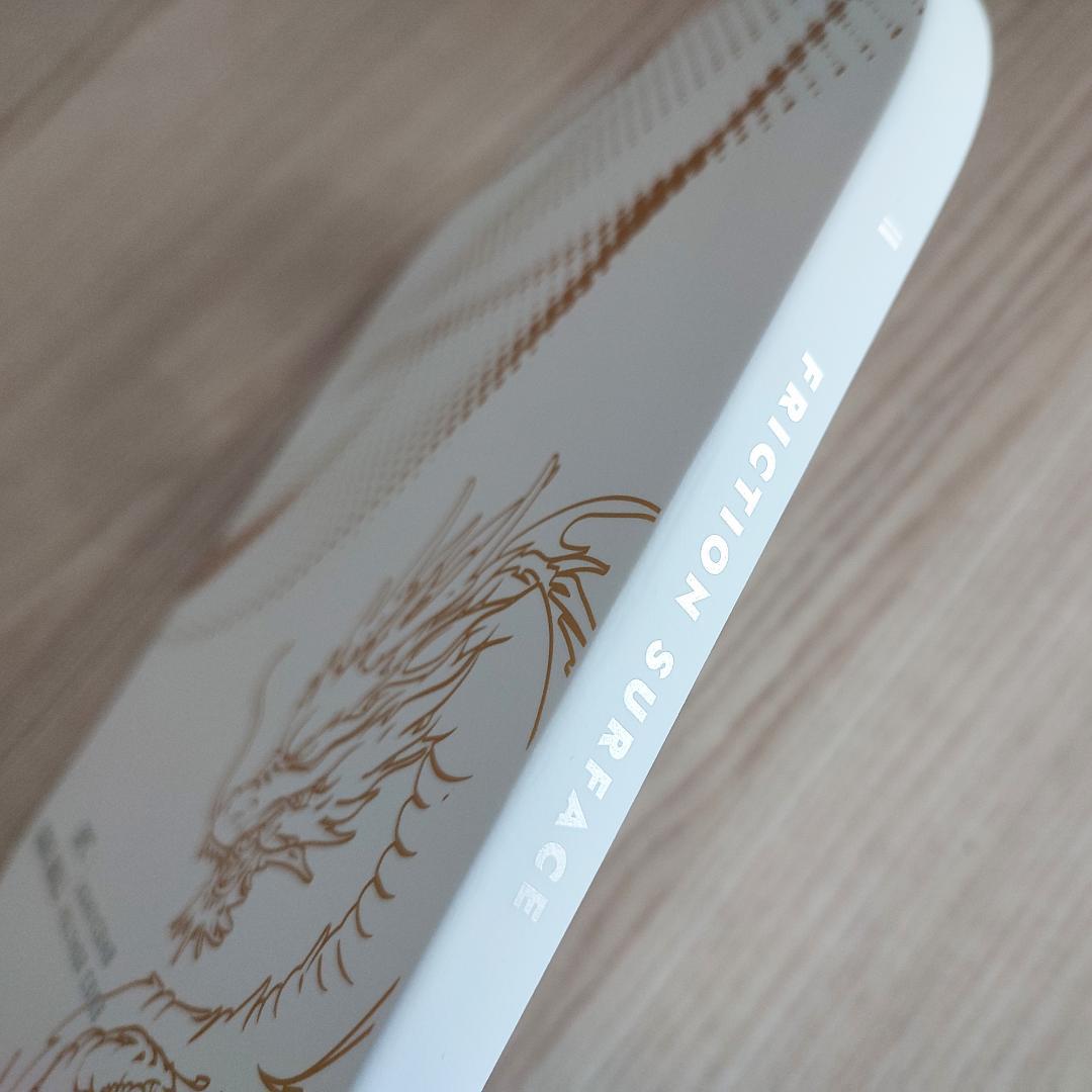 ピックルボール パドル カーボン サーモフォーム エッジレス 黄金 竜