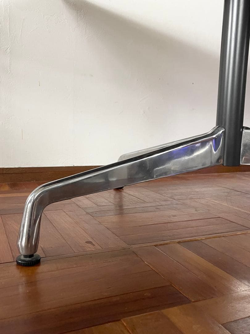 ハーマンミラー ヴィンテージ イームズ セグメンテッド ベース テーブル 1