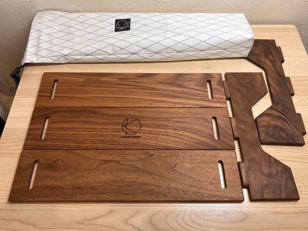 Horizontal Table ウォルナット　KANAMEdesigns