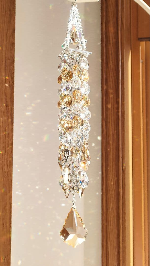 スワロフスキー✨️スクエアサンキャッチャー✨️ゴールデンシャドー