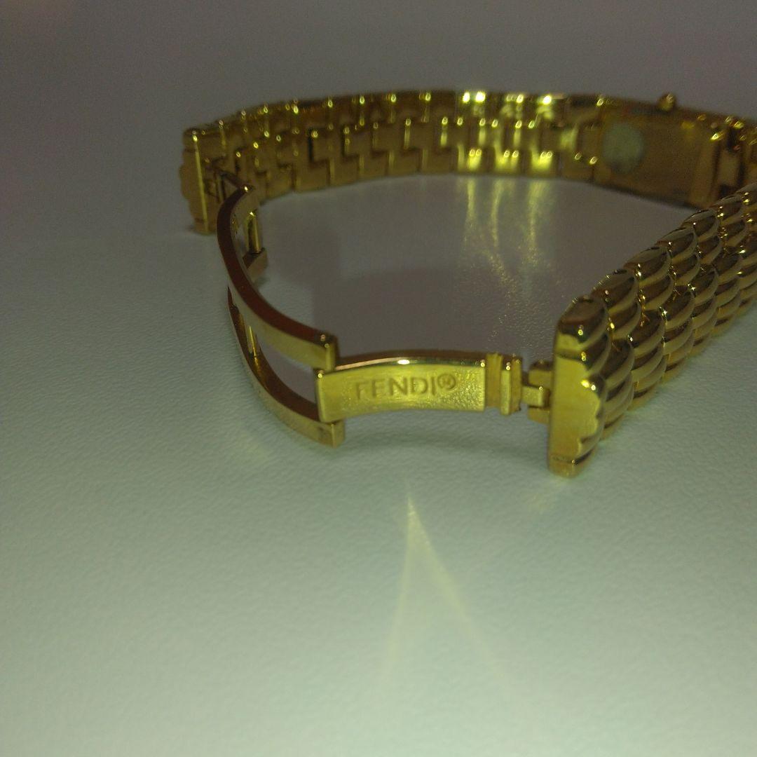 未使用品級　FENDI　フェンディ 　腕時計　670L ゴールド　レディース