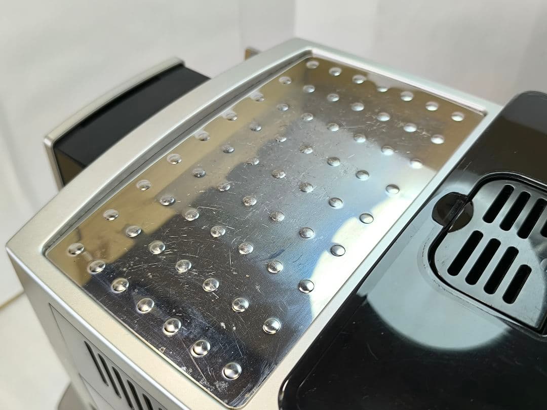 デロンギマグニフィカS コンパクト全自動コーヒーマシン　ECAM23420SBN