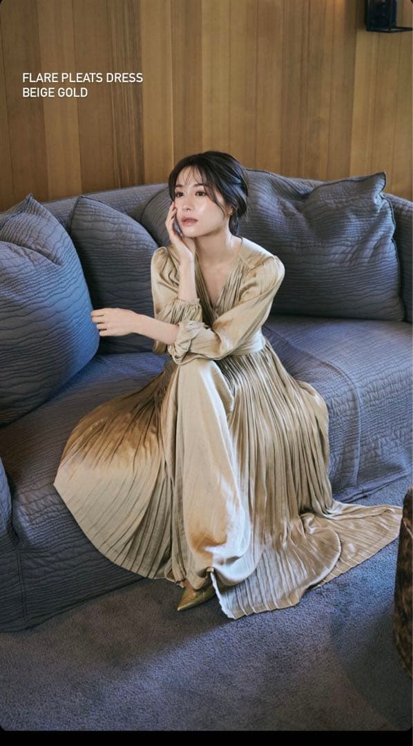 s*a様 【新品・タグ付き】laubeblanc Flare pleats Dr