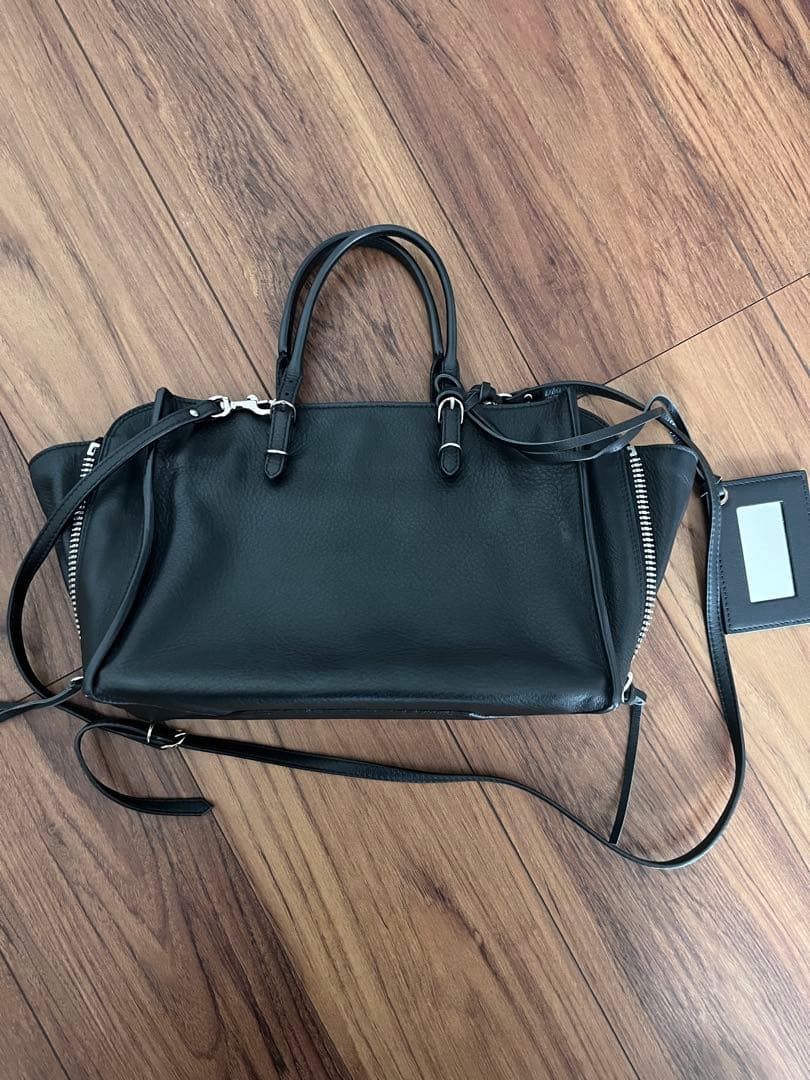 バレンシアガ ペーパー A6 ショルダーバッグ