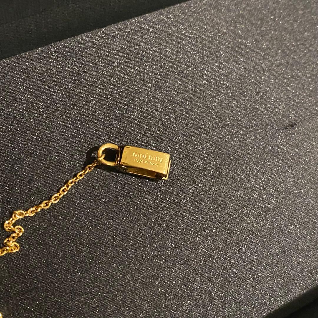 miumiu ブレスレット ゴールド