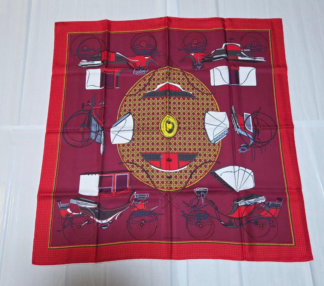 クリーニング済美品　エルメス スカーフ カレ90