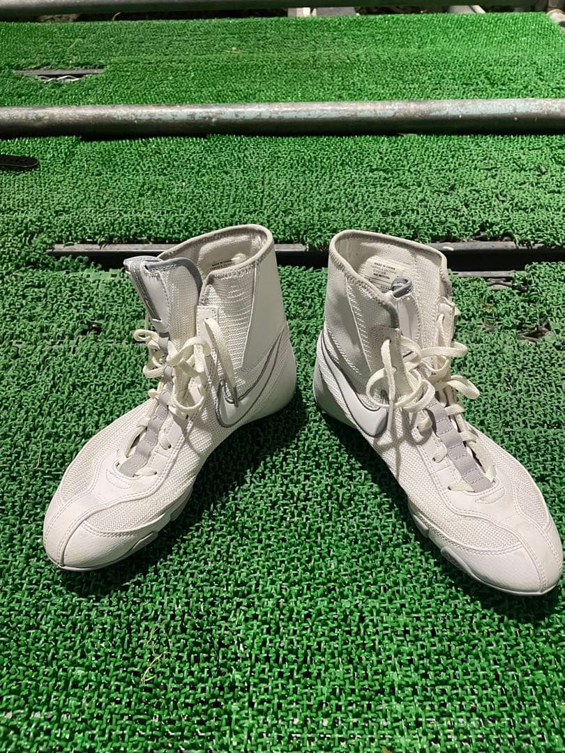 NIKE machomaiマチョマイ2 ホワイト